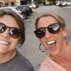 Meet your Posher, Lenni